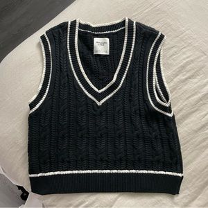 Abercrombie & Fitch sweater vest